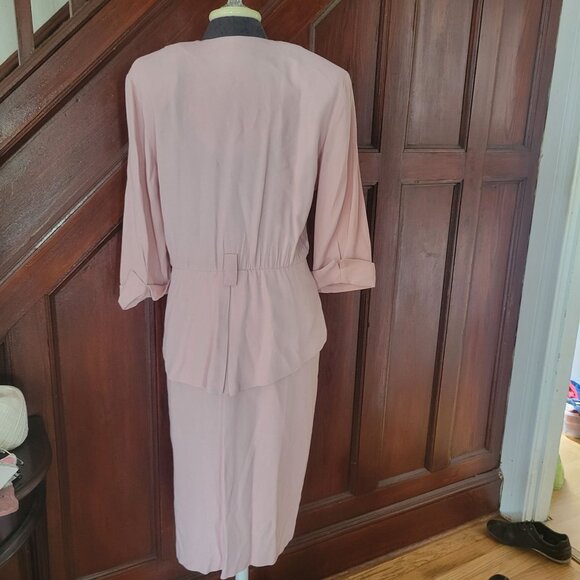 Studio I Womens Petite Blush Pink Dress Suit W/ Embroidered Lace Collar & Belt - Picture 4 of 7